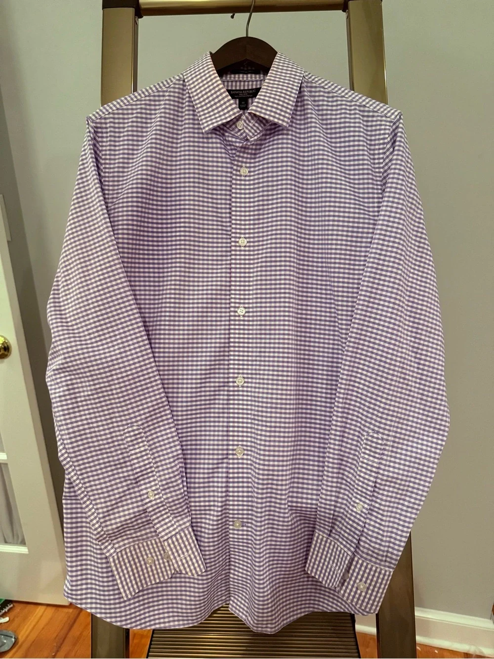 Banana Republic Men’s Med Lavender Gingham Dress Shirt